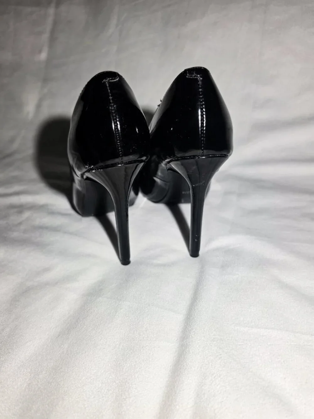 Black GUESS peep toe vintage heels size 6 Victorian Business Fashion